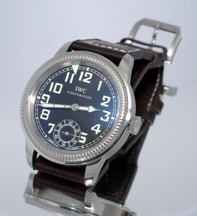 IWC, 44mm "Fliegeruhr Handaufzug" Jubilee Vintage Pilot's watch hand-wound Ref.3254 in Steel