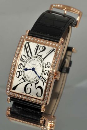 *NEW* Franck Muller, 31mm "Long Island" Ref.1002QZ D 1R in 18KPG with diamonds