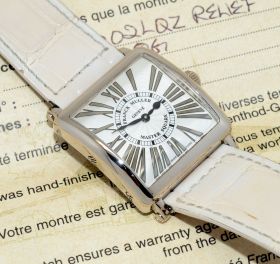 Franck Muller, 29.5mm lady's "Master Square Relief" Ref.6002 L QZ in 18KWG