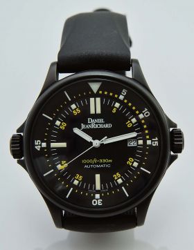 Daniel Jean Richard 43mm "Diverscope" Ref.24020 1000ft/330m automatic/date in black PVD steel