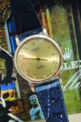 Rolex Cellini 27mm manual winding Ref.5109/8 with diamond indexes in 18KYG