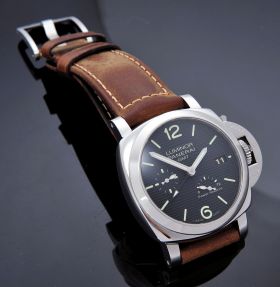 Panerai 42mm Pam537 1950 Luminor GMT with power reserve Q series of 700pcs  in Steel