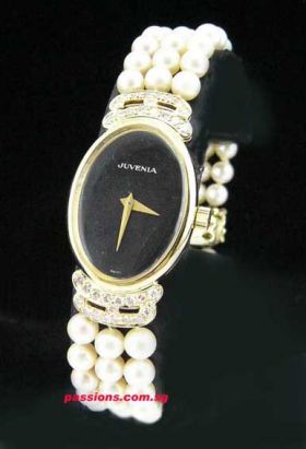 Juvenia lady's watch in 18KYG with Diamonds & Pearls 