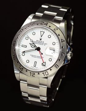 Rolex, 40mm Oyster Perpetual Date "Explorer 2" 16570 "P" series Chronometer in Steel