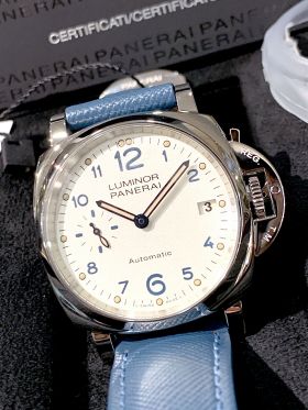 *NEW* Panerai, 38mm "Luminor Due" Pam 903 U series of 2000pcs automatic date small seconds in Steel