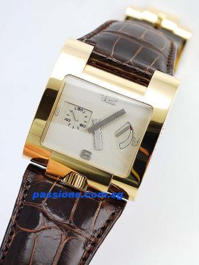 GoldPfeil, "Chronometer" by URWERK in 18KYG