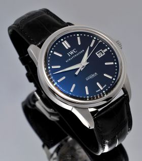 IWC, 43mm "Ingenieur 1955 Automatic" Ref.3233-01 Vintage Collection auto/date in Steel