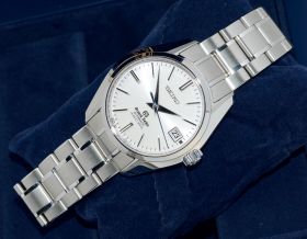 *NEW* Seiko, 40mm Grand Seiko Ref.SBGH001 automatic date Chronometer 9S85A Hi-beat 36000 in Steel
