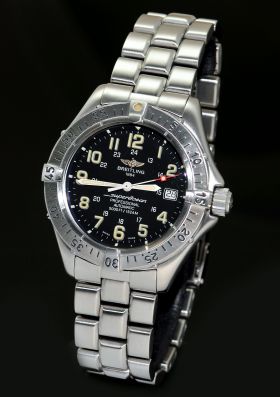 Breitling, 41mm "Colt Superocean" Professional diver 5000ft/1524m chronometer auto date Ref.A17045 in Steel