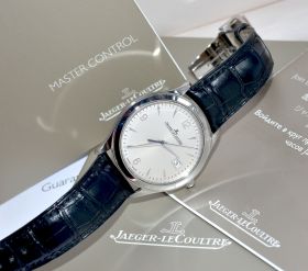 2015 Jaeger LeCoultre, 39mm "Master Control Date" Ref.Q1548420 automatic date in Stainless Steel