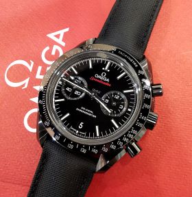 2014 Omega 44mm Ref.311.92.44.51.01.003 Speedmaster Moonwatch Dark-side of the Moon auto Co-axial Chronograph in Black Ceramic