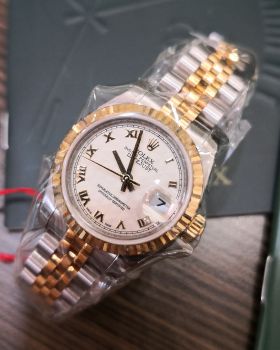 2011 Rolex Lady's 26mm Oyster Perpetual "Datejust" chronometer Ref.179173 "AN" series in 18KYG & Steel crownclasp buckle