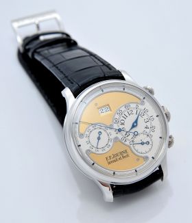FP. Journe 38mm "Octa, Flyback Chronographe" automatic 5 days power reserve Big-date in Platinum