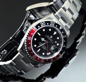 Rolex, 40mm Oyster Perpetual Date "GMT Master 2" Ref.16710 "N" series T dial Chronometer automatic Coke bezel in Steel