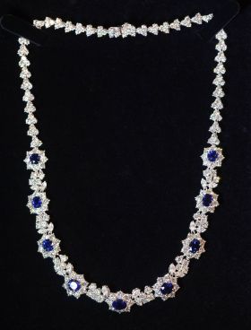 A magnificent vintage Mappin & Webb necklace with 20cts of Diamonds and 11cts of Blue sapphires set in Platinum