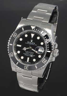 Rolex, 40mm Oyster Perpetual Date "Submariner 300m" Chronometer Ref.116610LN in Steel with ceramic bezel