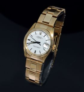 C.1974 Rolex, 30mm Oyster perpetual "Date" chronometer Ref.6827 in 14KYG with orig riveted Oyster bracelet with box