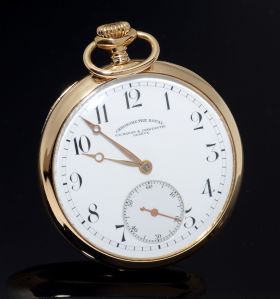 C.1924 Vacheron & Constantin Genève 49mm Chronometre Royal Open face pocket watch with white enamel dial in 18KYG. Orig Box/Cert