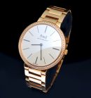 2016 Piaget, 38mm "Altiplano" GOA40114 automatic in 18KPG with bracelet and 0.71ct diamonds bezel. B&P