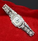 Daniel Roth lady's quartz Ref.548-B-10-111 in Steel with diamonds & Pearl dial. B&P