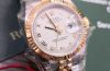 2011 Rolex Lady's 26mm Oyster Perpetual "Datejust" chronometer Ref.179173 "AN" series in 18KYG & Steel crownclasp buckle
