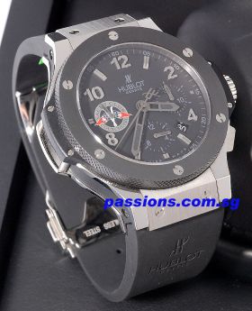 Hublot "Big-Bang, Courchevel Yacht Club" Chronograph in Black ceramic. Limited Edition of 250pcs.