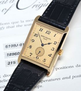 Patek Philippe, Ref.5109J-010 30x43mm "Gondolo" manual winding Calibre 215 in 18KYG