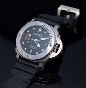 2010 Panerai, 47mm "Luminor Submersible 1950 3 Days" Pam305 auto/date in Titanium. B&P