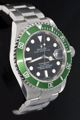 Rolex, Oyster Perpetual "Green Submariner Date" Ref.16610LV in Steel. M Series